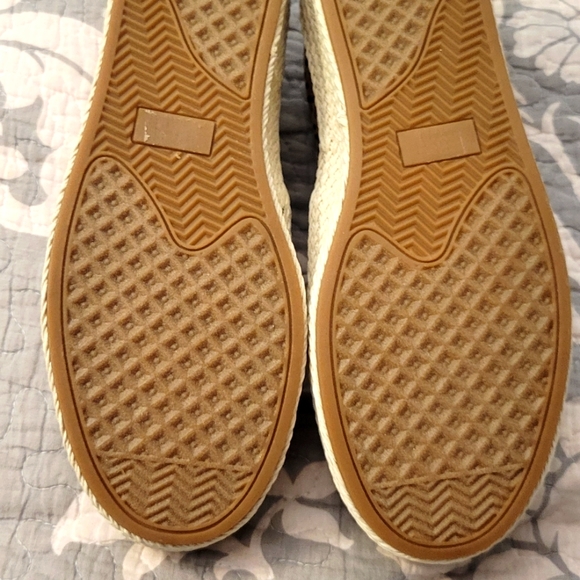 Killa NWT Slip On Sneakers 6.5 - Picture 5 of 9